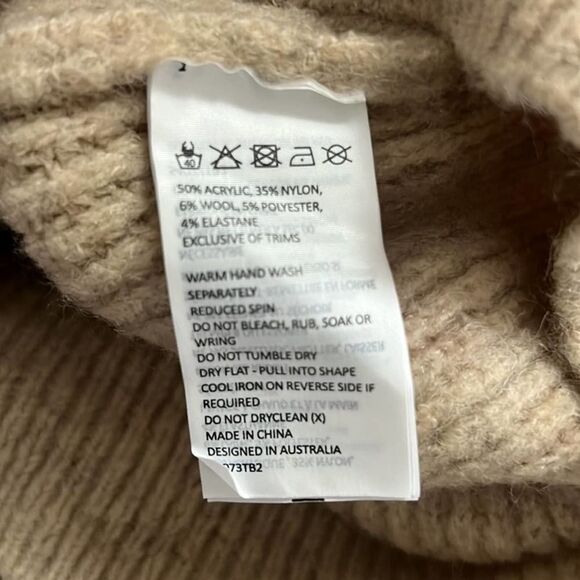 NWT BARDOT MAYA‎ CABLE KNIT SWEATER SIZE L - Picture 7 of 7